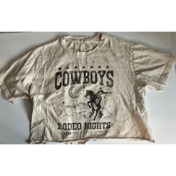 Altar'd State Tops - Altar'd State Cream Cropped Cowboy Cotton T Shirt Size Medium